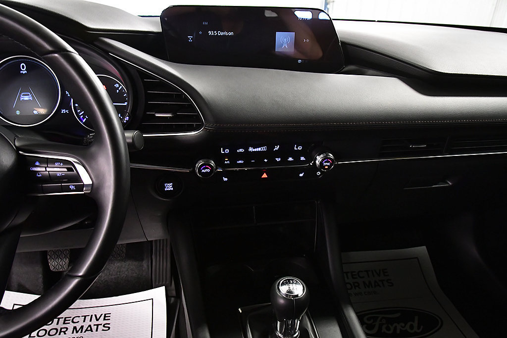 Used 2025 MAZDA MAZDA3 2.5 S Hatchback w/ Premium Pkg FWD image 24