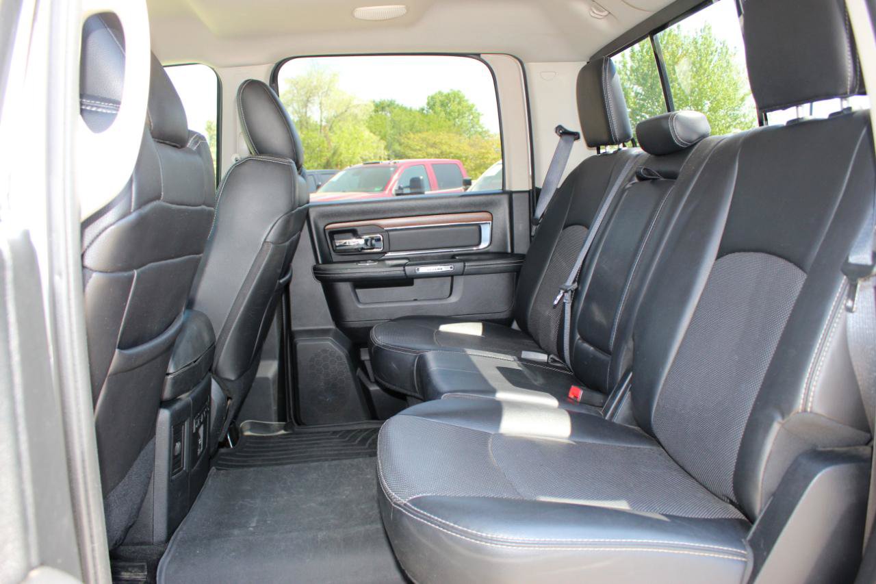 Used 2016 RAM 1500 Laramie w/ Convenience Group AWD/4WD image 15