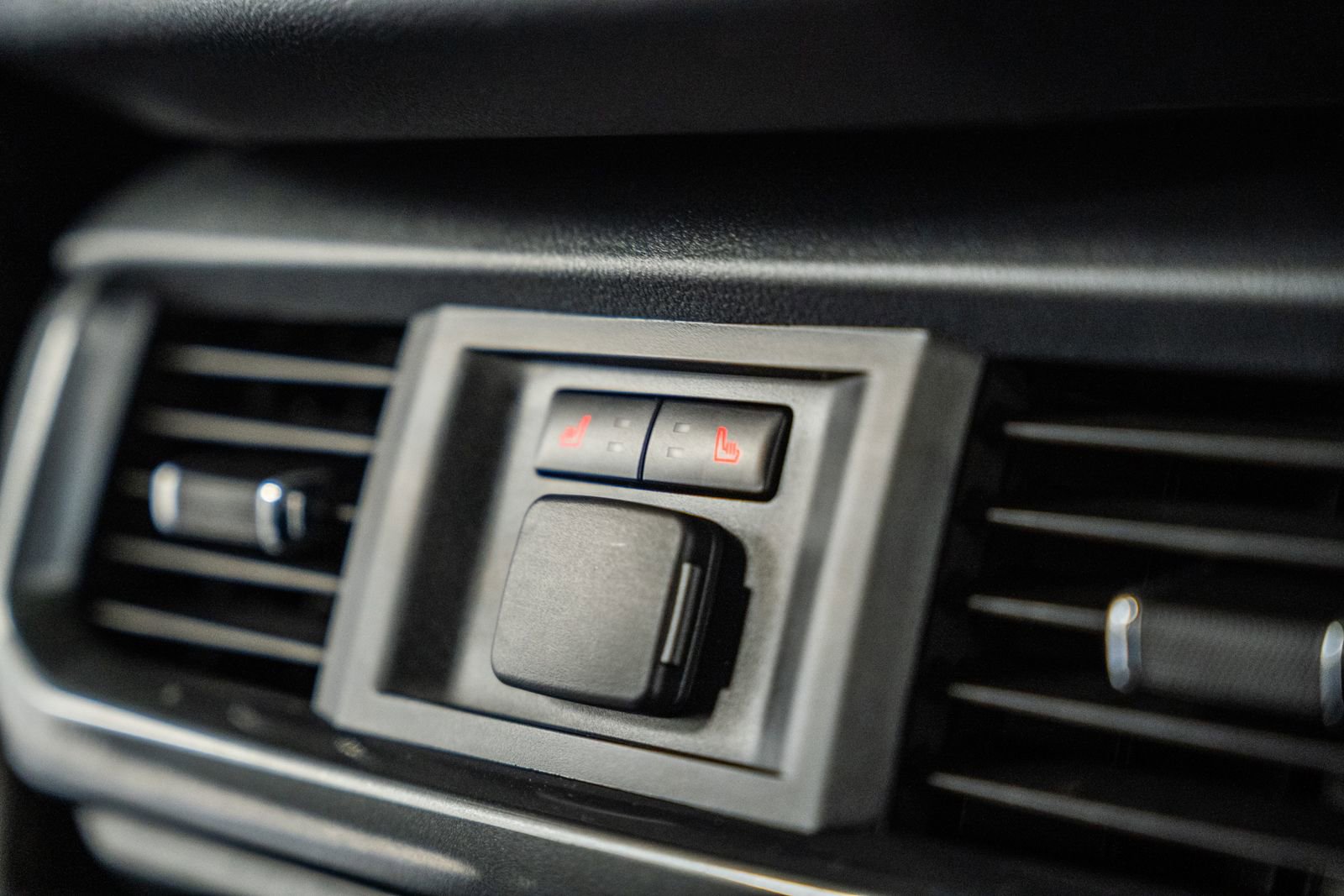 Certified 2023 Ford F150 Lariat w/ Equipment Group 502A High image 43