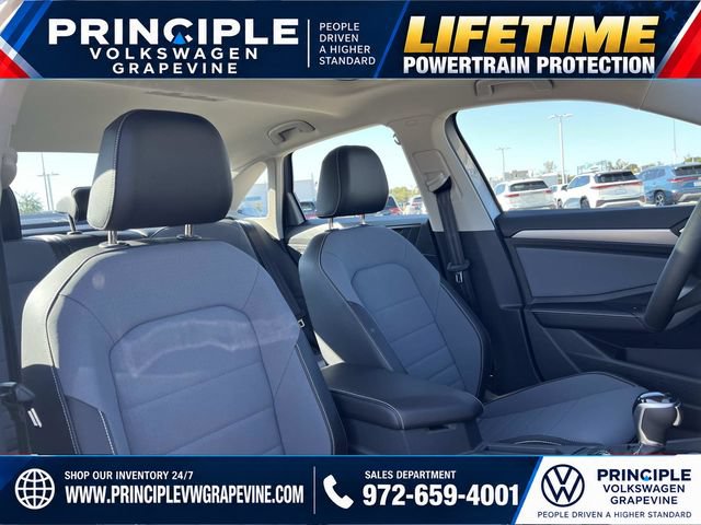 New 2026 Volkswagen Jetta SE FWD image 25