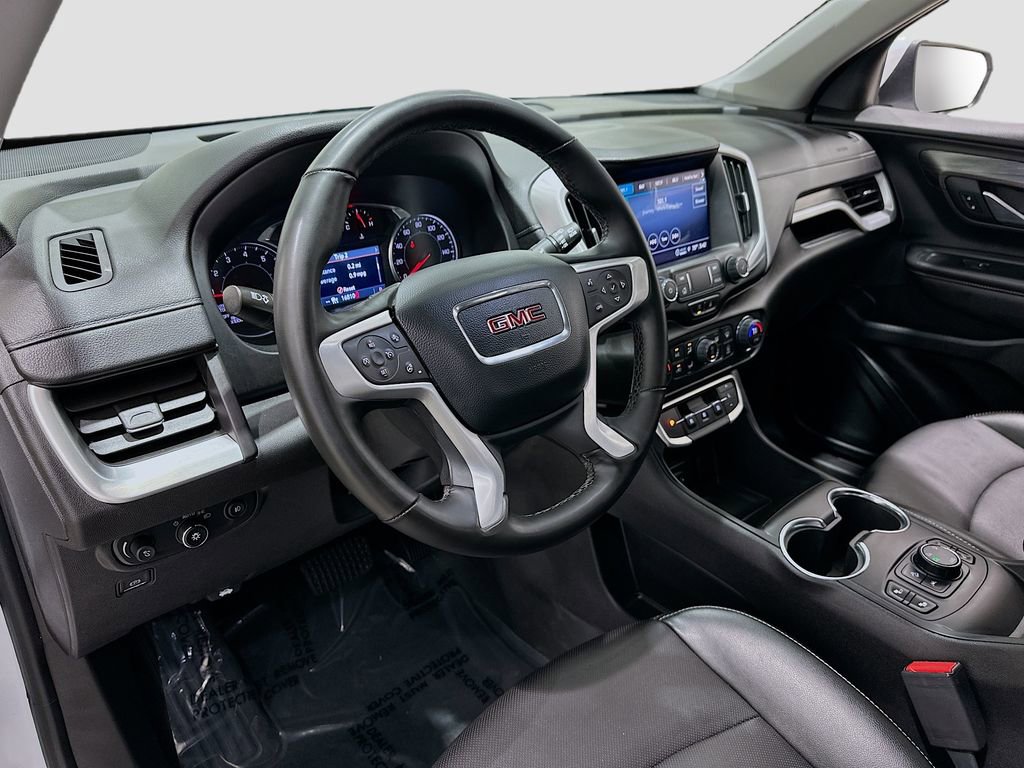 Used 2024 GMC Terrain SLT image 9