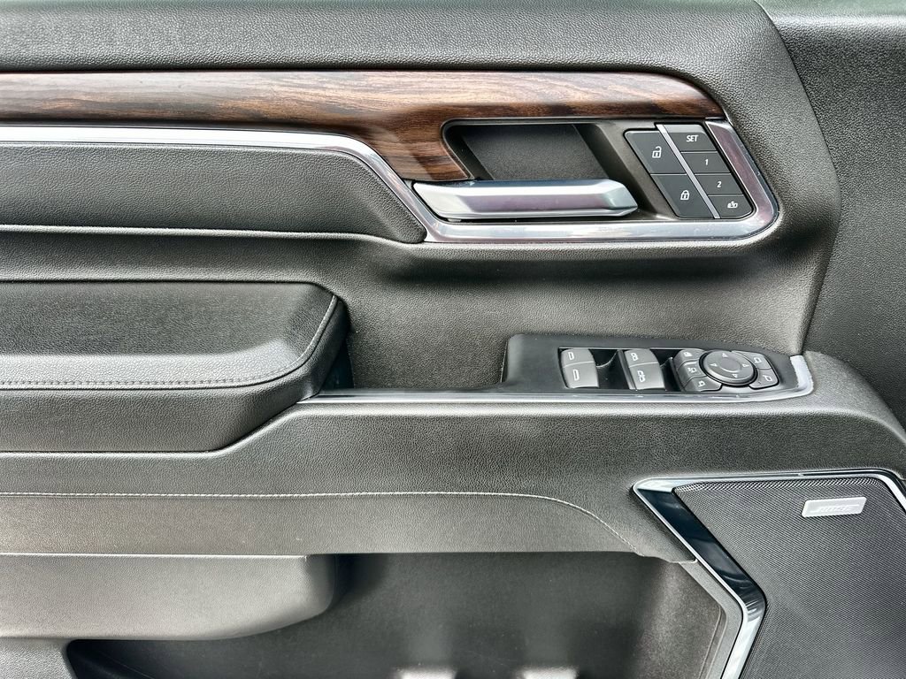 Certified 2024 GMC Sierra 3500 SLT w/ SLT Premium Package image 23