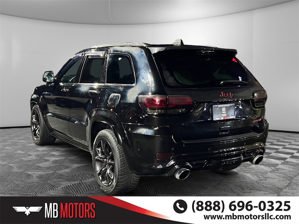 Used 2017 Jeep Grand Cherokee SRT image 8