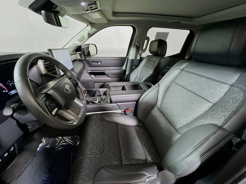 Used 2024 Toyota Tundra Limited AWD/4WD image 18