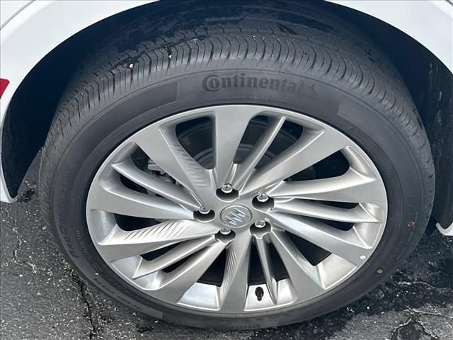 Certified 2026 Buick Envision Avenir AWD/4WD image 35