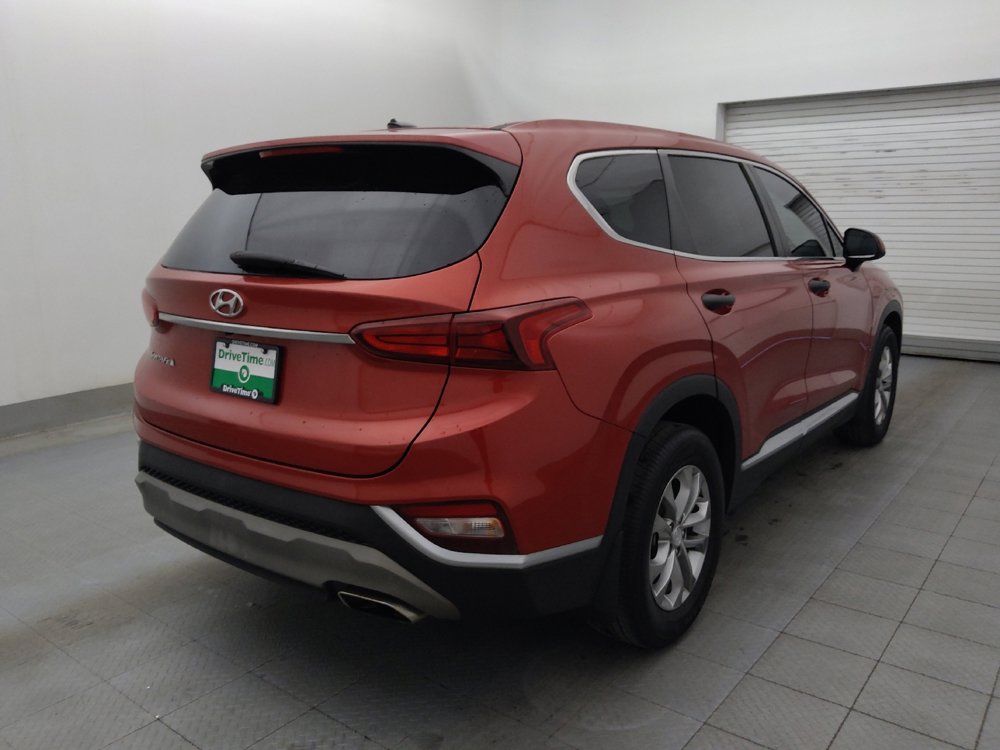 Used 2019 Hyundai Santa Fe SE image 9