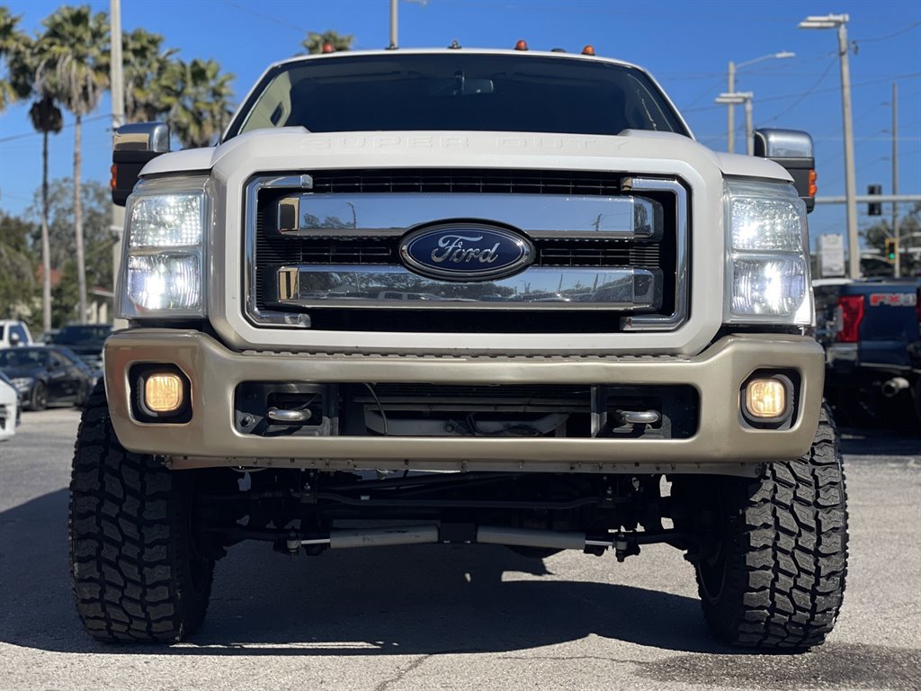 Used 2012 Ford F250 King Ranch w/ King Ranch w/Chrome Pkg image 8