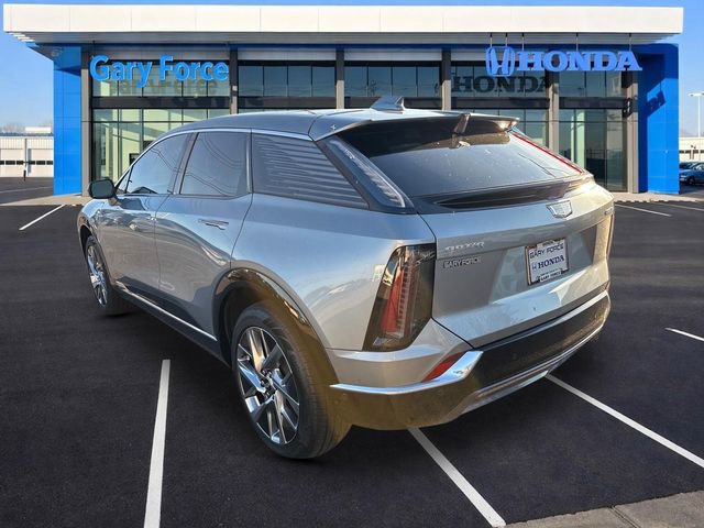 Used 2025 Cadillac Optiq Luxury 1 w/ LPO, Floor Liner Package AWD/4WD image 3