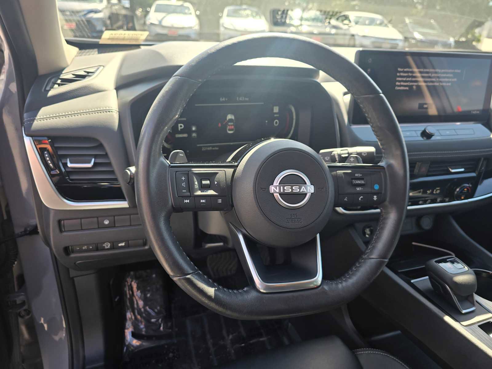 Used 2024 Nissan Rogue SL FWD image 25