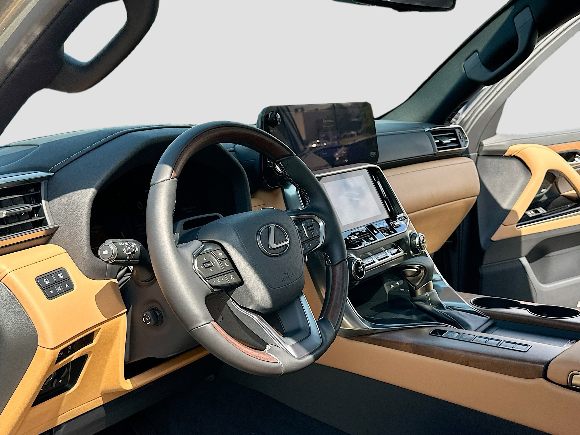 New 2025 Lexus LX 600 4WD w/ Luxury Package image 4