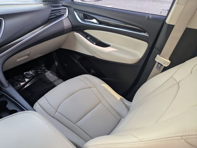 Used 2022 Buick Enclave Premium w/ Experience Buick Package image 16