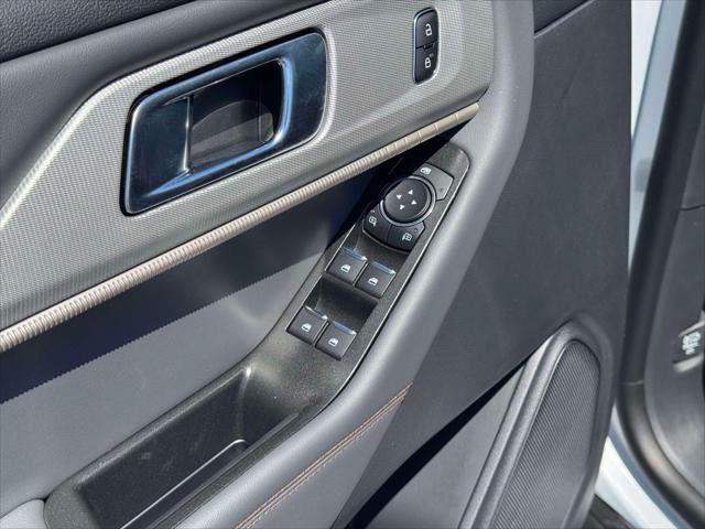 Used 2026 Ford Explorer Active AWD/4WD image 20