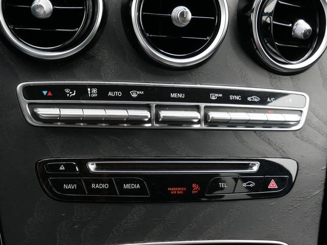 Used 2019 Mercedes-Benz GLC 300 4MATIC image 24