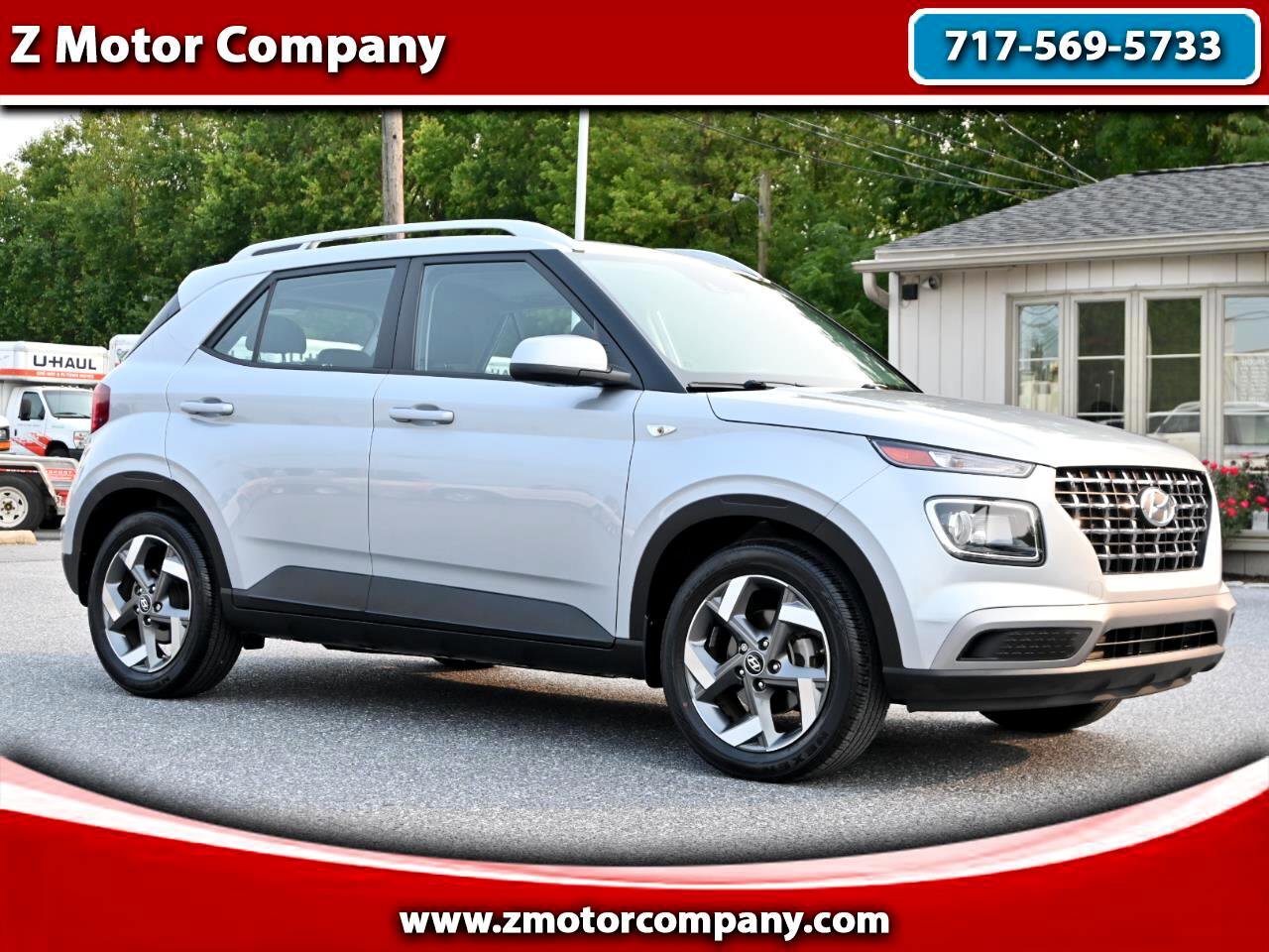 Used 2022 Hyundai Venue SEL image 1