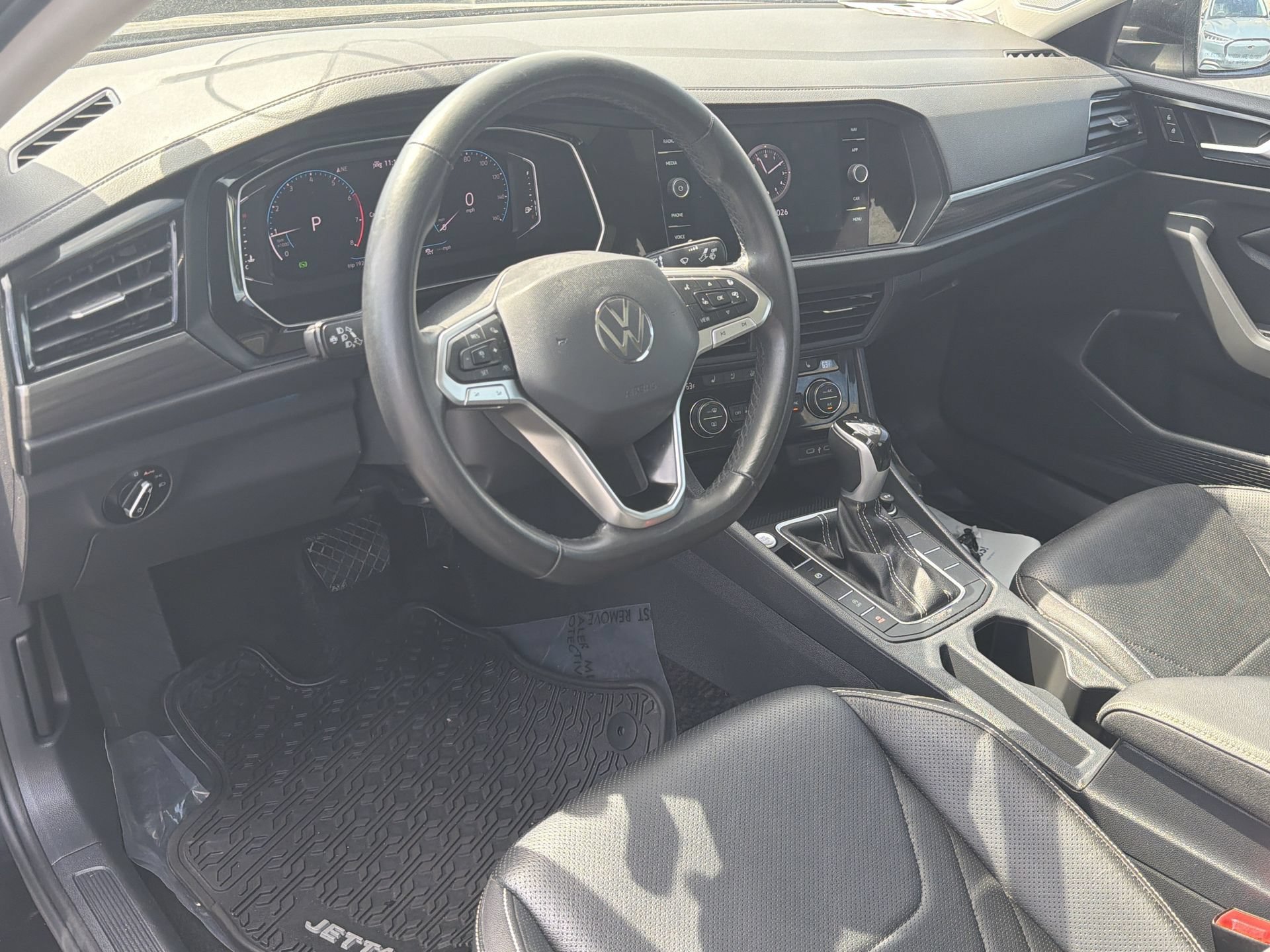 Used 2024 Volkswagen Jetta SEL FWD image 18