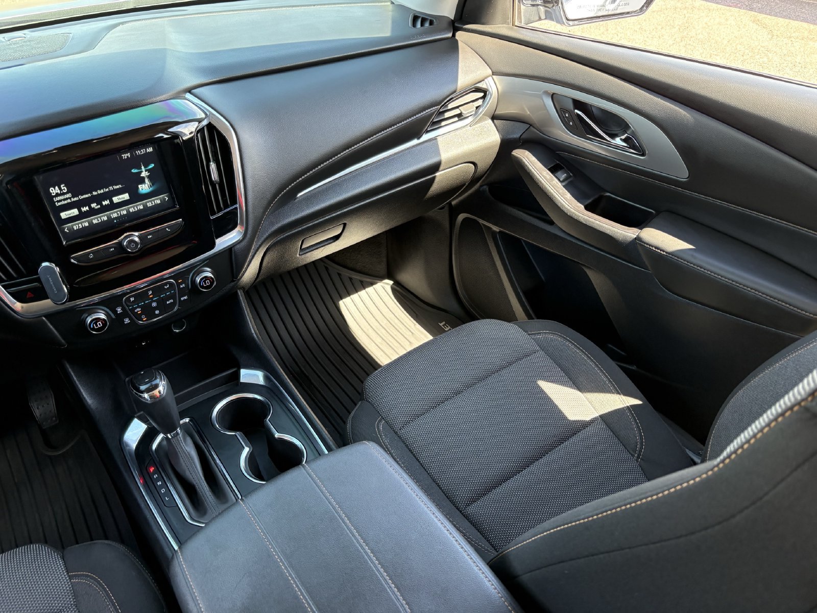 Used 2019 Chevrolet Traverse LS FWD image 17