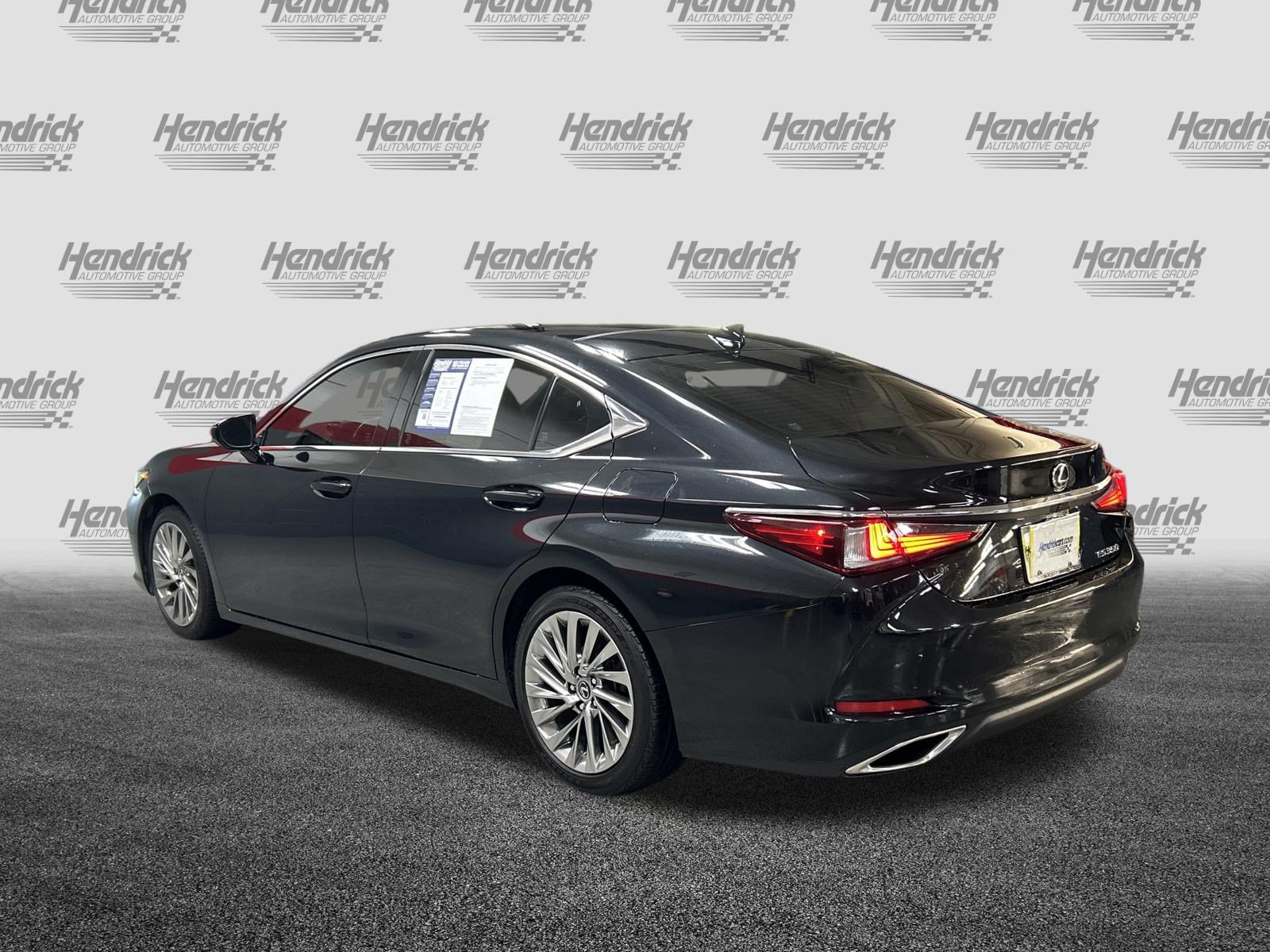 Used 2019 Lexus ES 350 w/ Accessory Package FWD image 8