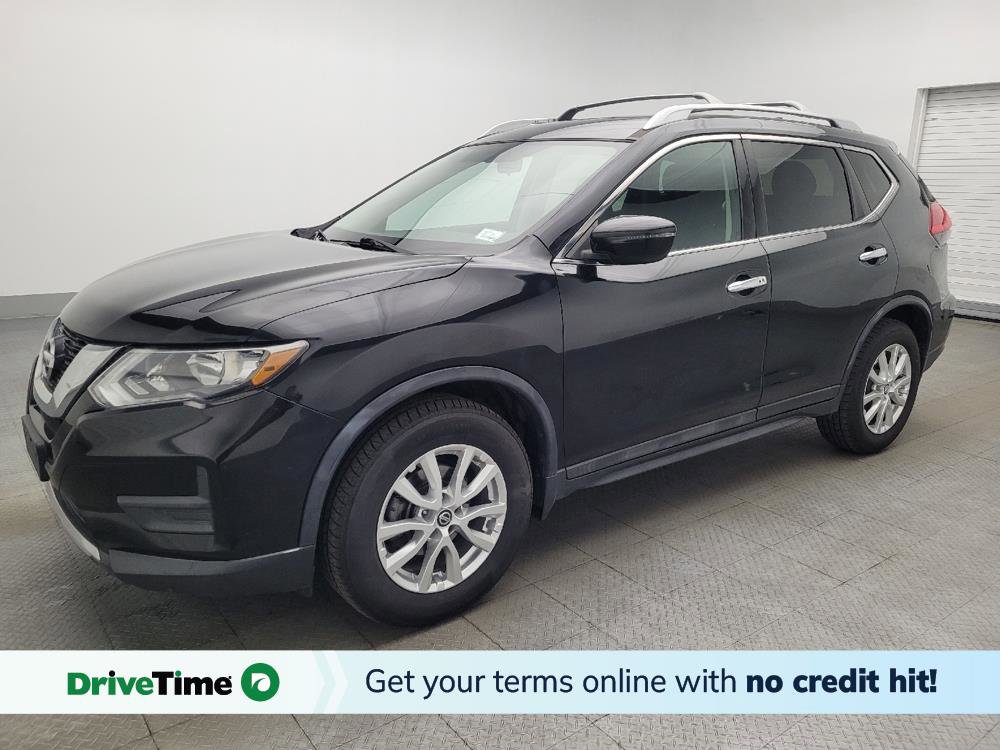 Used 2017 Nissan Rogue SV