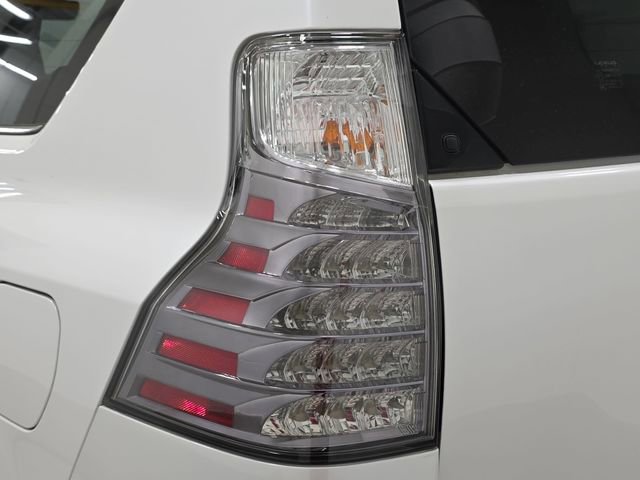 Used 2021 Lexus GX 460 Premium w/ Premium Package image 33