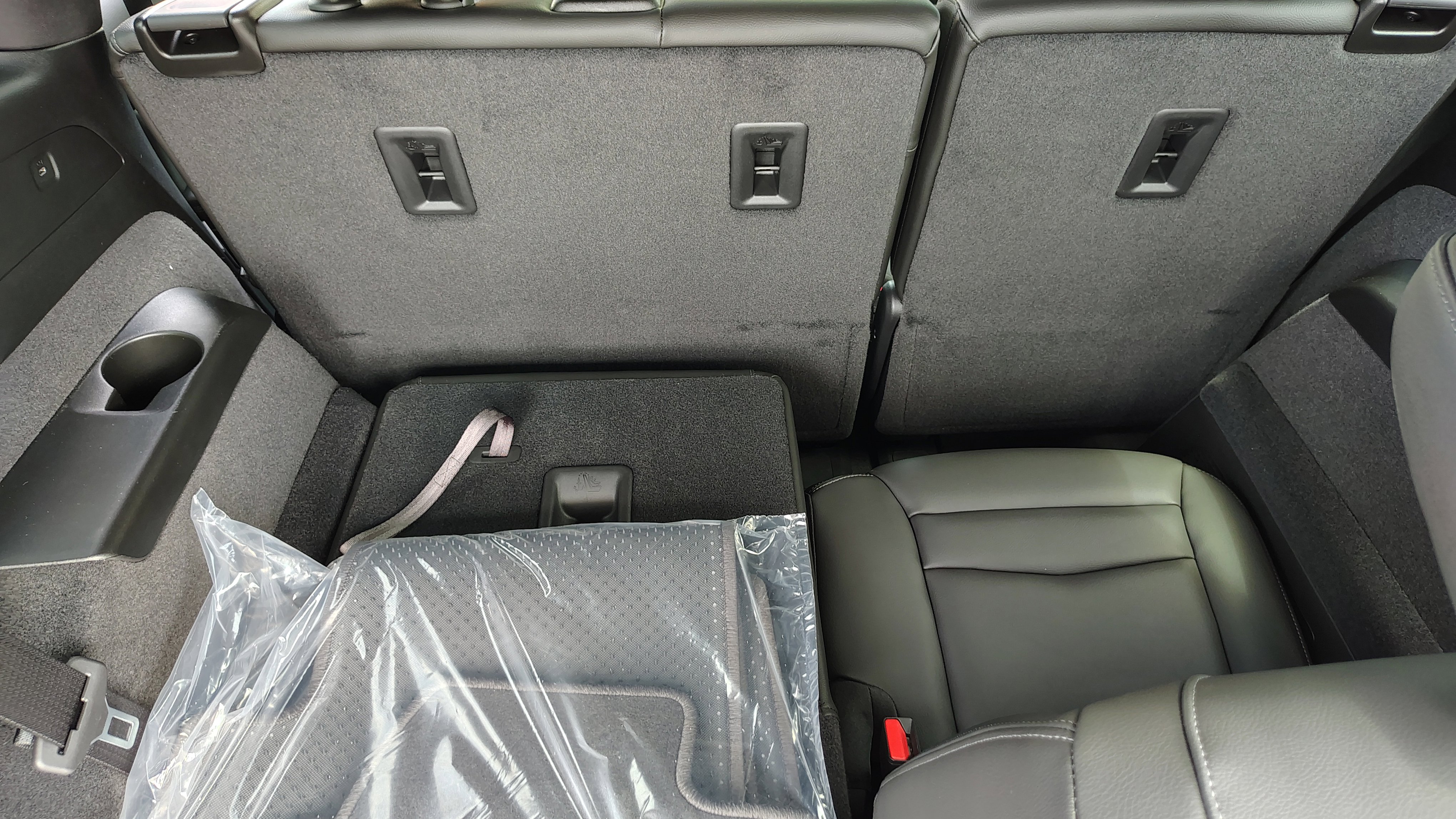 New 2025 Cadillac XT6 Luxury image 41