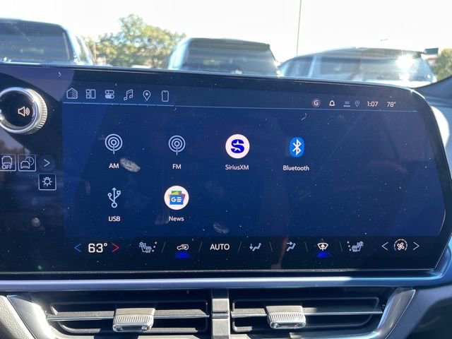 New 2026 Chevrolet Equinox EV LT image 24