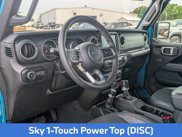 Used 2020 Jeep Wrangler Unlimited Sahara AWD/4WD image 33