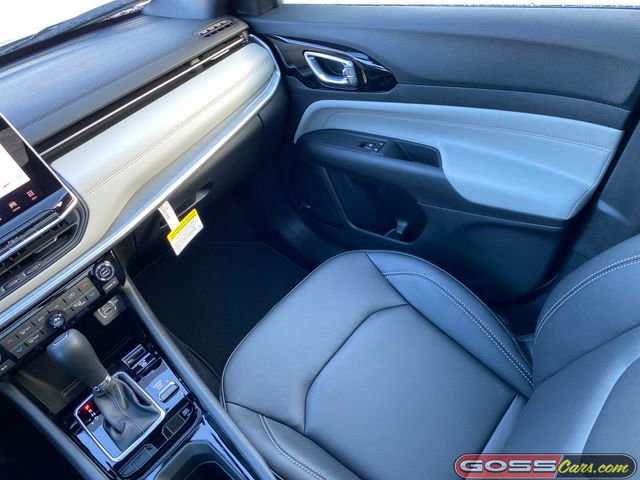 New 2026 Jeep Compass Limited w/ Sun, Sound & Navigation Group image 17