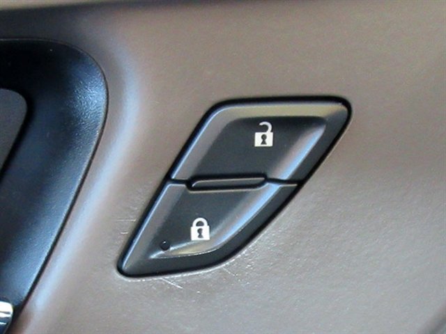 Used 2021 Chevrolet Malibu LT FWD image 28