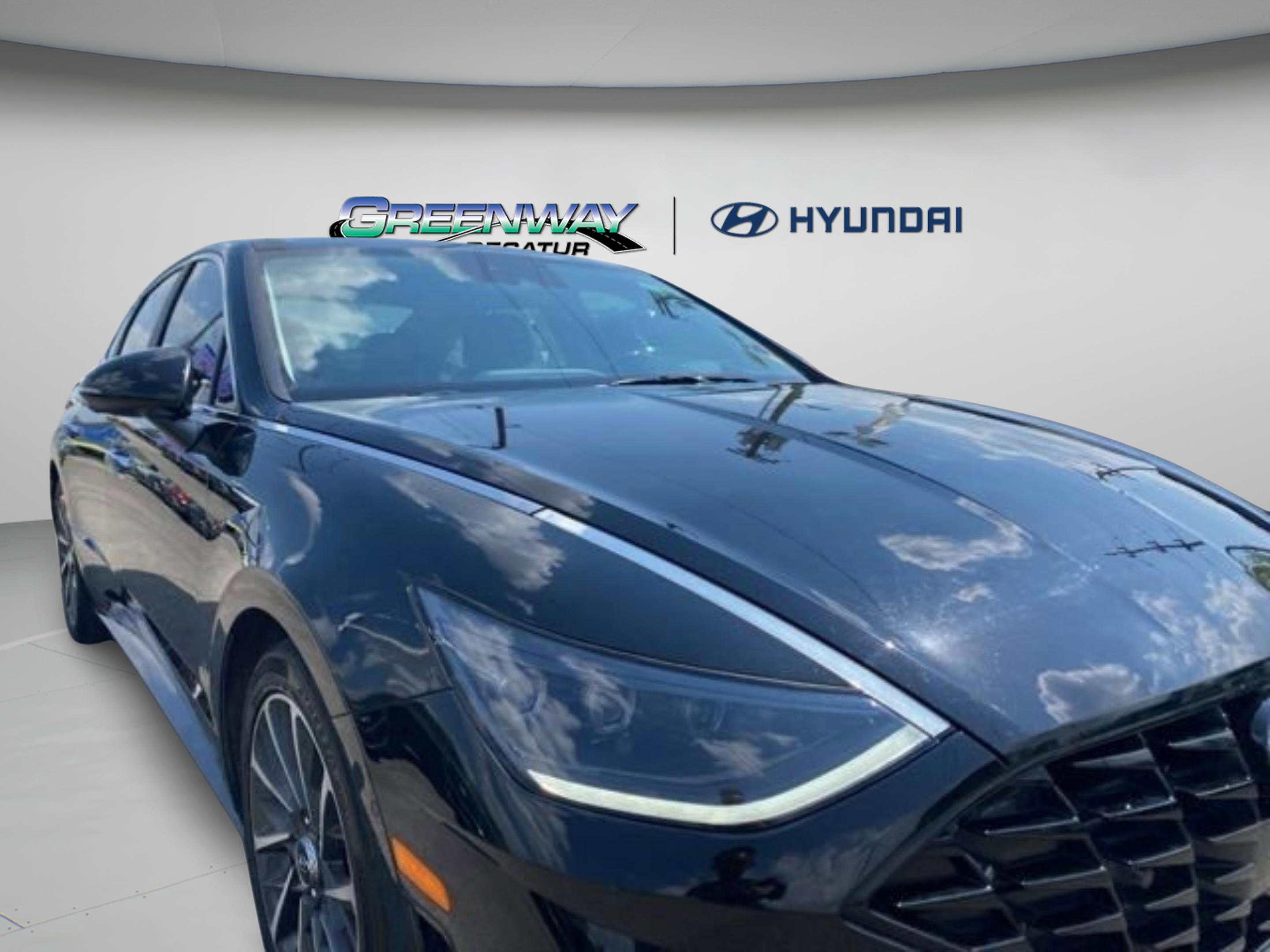 Used 2020 Hyundai Sonata Limited FWD image 2