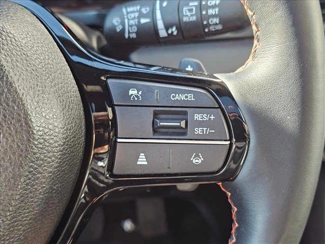 Used 2025 Honda Pilot TrailSport image 29