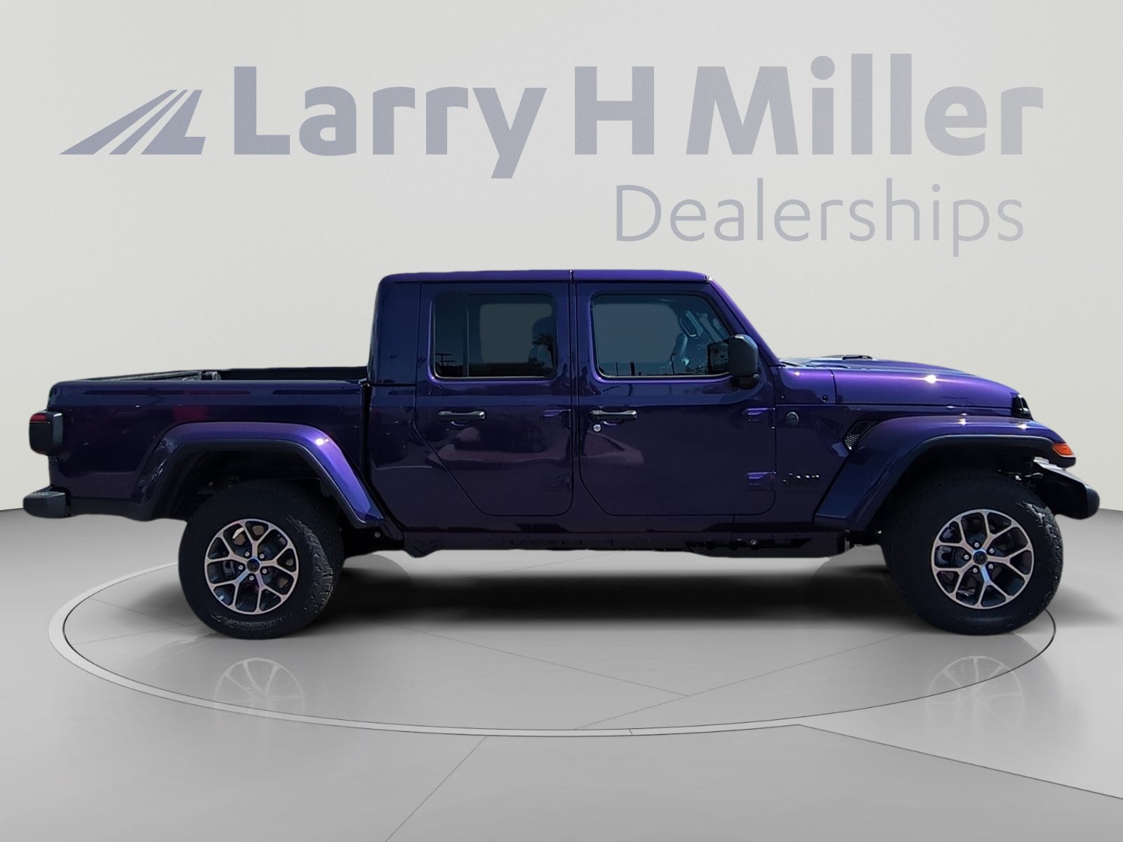 New 2026 Jeep Gladiator Sport AWD/4WD image 6
