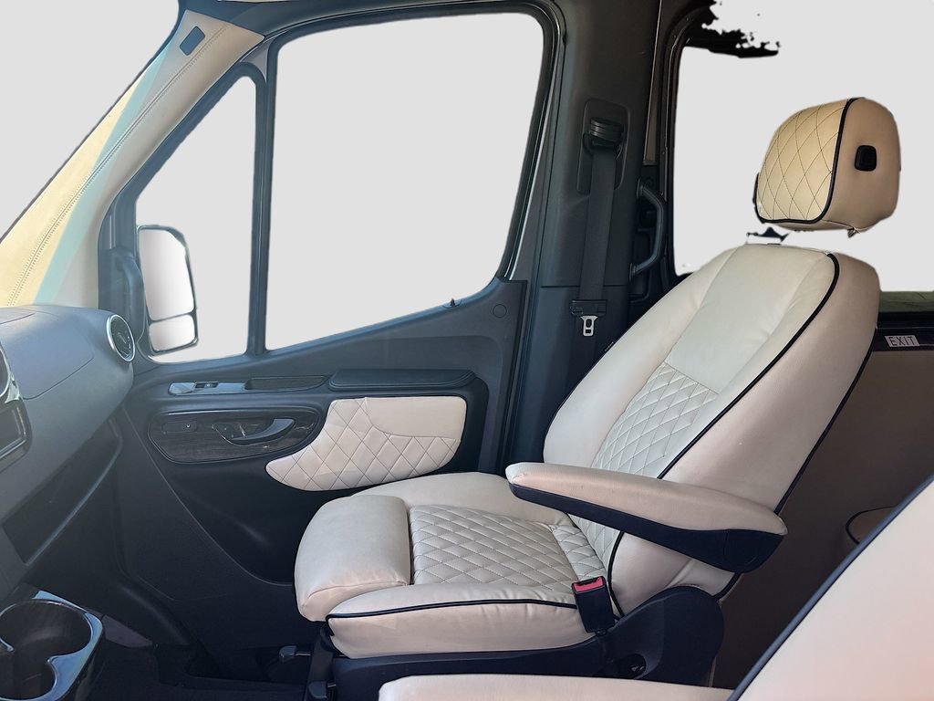 Used 2022 Mercedes-Benz Sprinter 2500 image 59