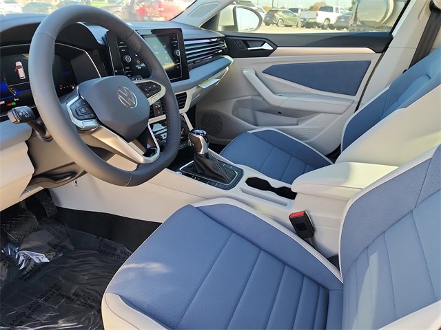 New 2026 Volkswagen Jetta SE image 10