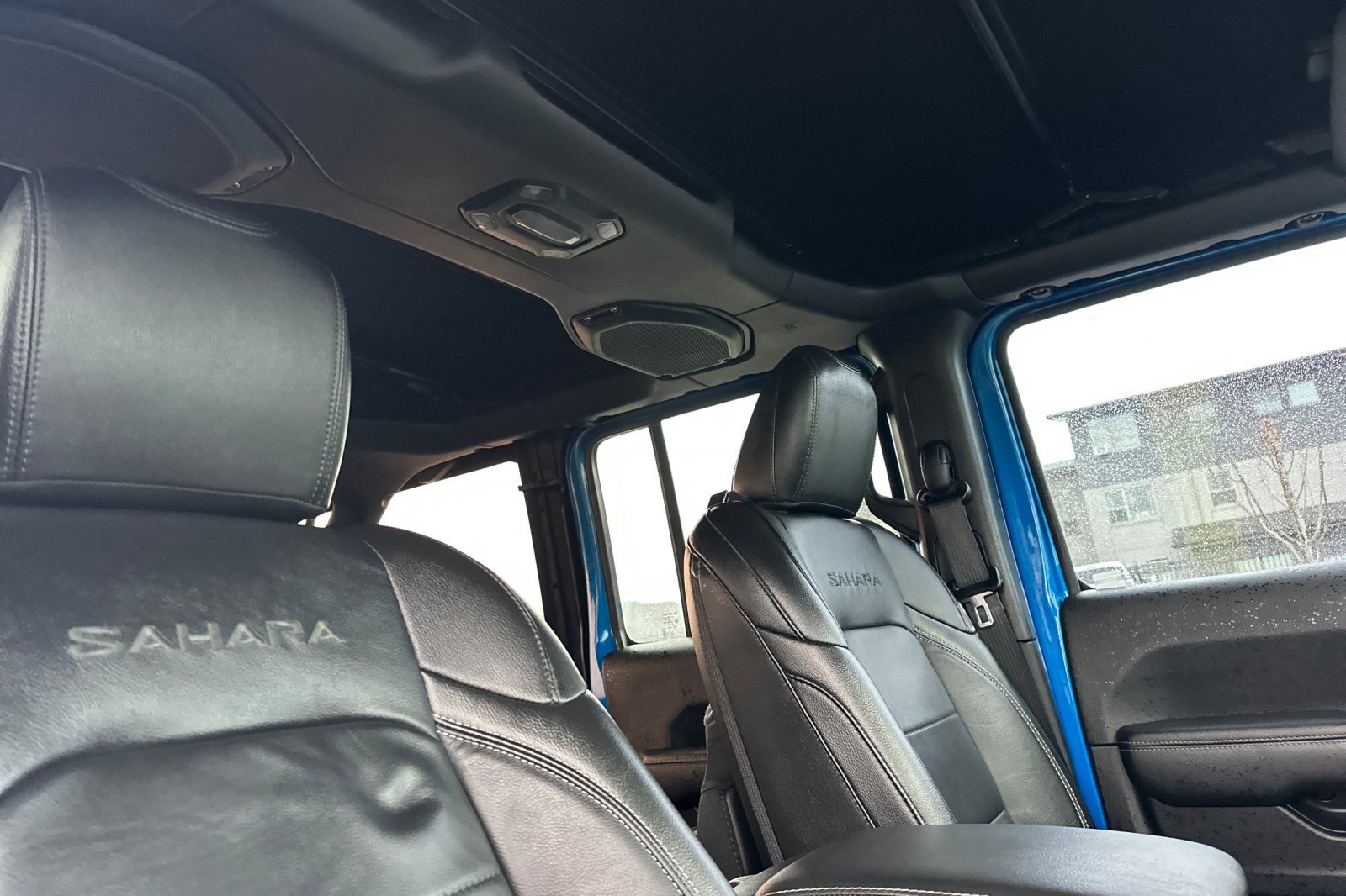 Used 2022 Jeep Wrangler Unlimited Sahara image 18