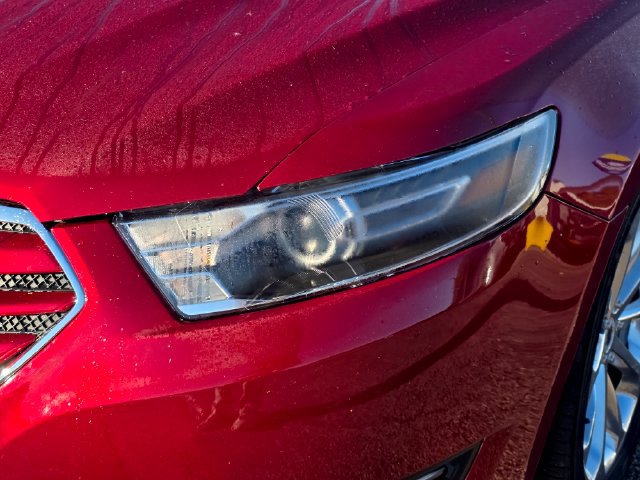 Certified 2018 Ford Taurus Limited AWD/4WD image 3