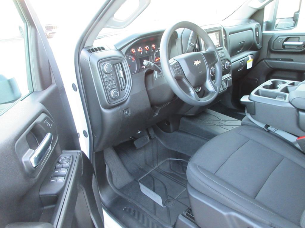 New 2026 Chevrolet Silverado 3500 W/T image 15