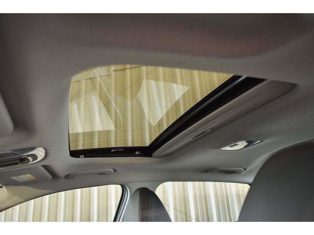 New 2025 Hyundai Elantra Limited image 80