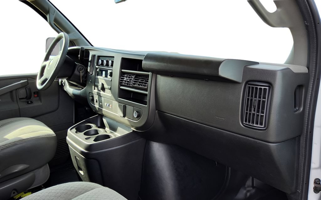 Used 2023 Chevrolet Express 3500 LS RWD image 31