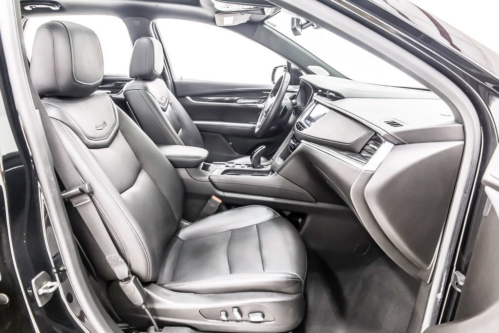 Used 2020 Cadillac XT5 Premium Luxury AWD/4WD image 32