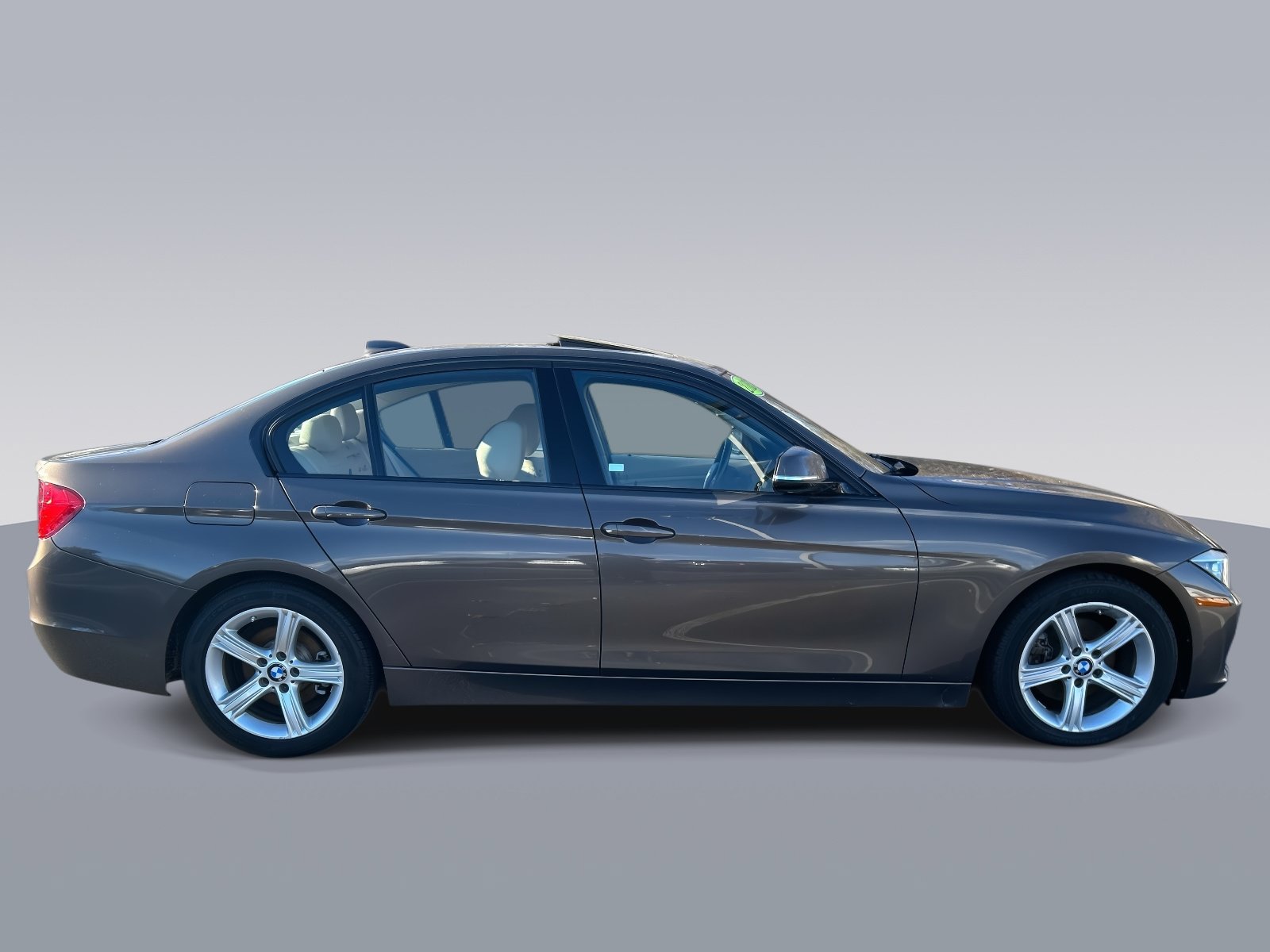 Used 2015 BMW 328i Sedan RWD image 2