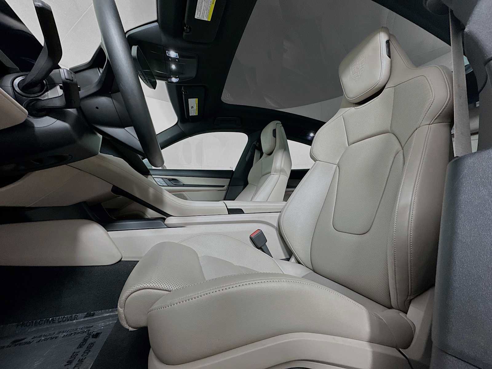 Certified 2025 Porsche Taycan image 5