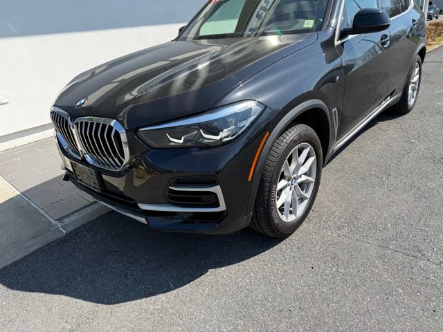 Certified 2023 BMW X5 xDrive40i w/ Premium Package image 2