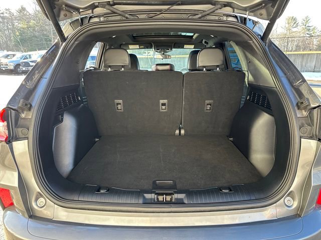Used 2023 Ford Escape ST-Line w/ Tech Pack #1 AWD/4WD image 13