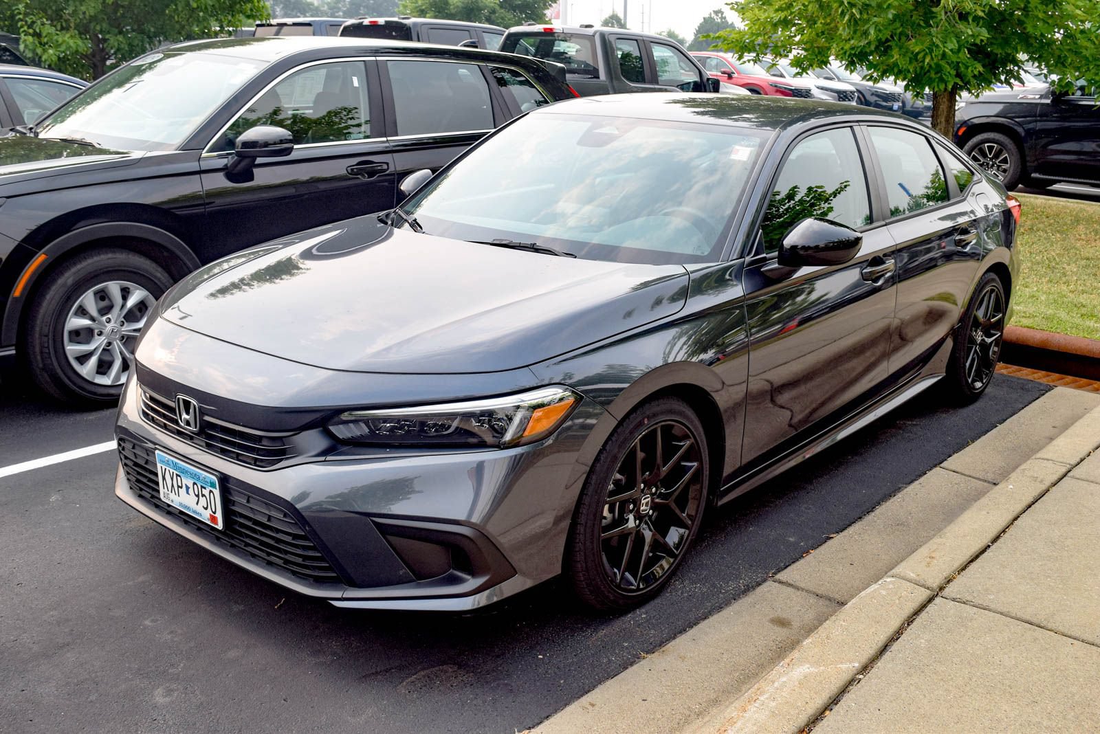 Used 2023 Honda Civic Sport image 1