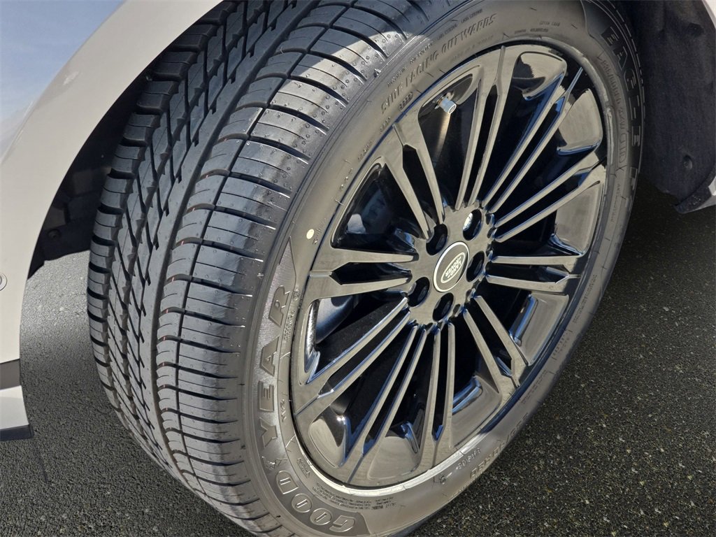 New 2026 Land Rover Range Rover Evoque S image 33