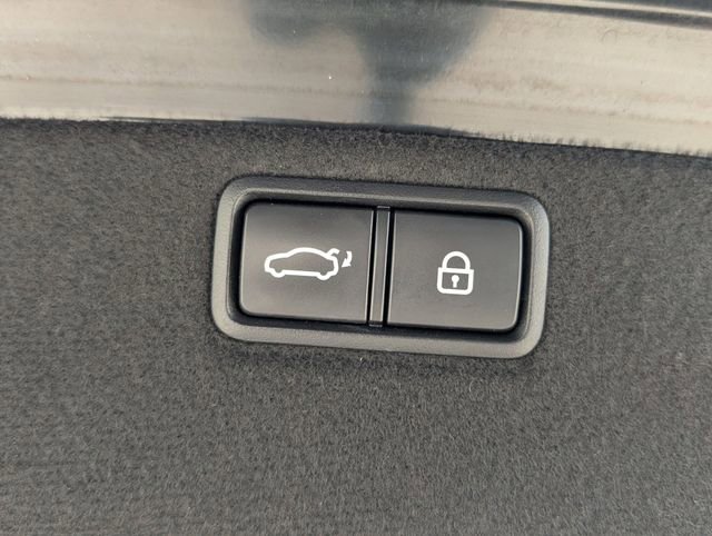 Used 2019 Genesis G80 3.3T Sport RWD image 29