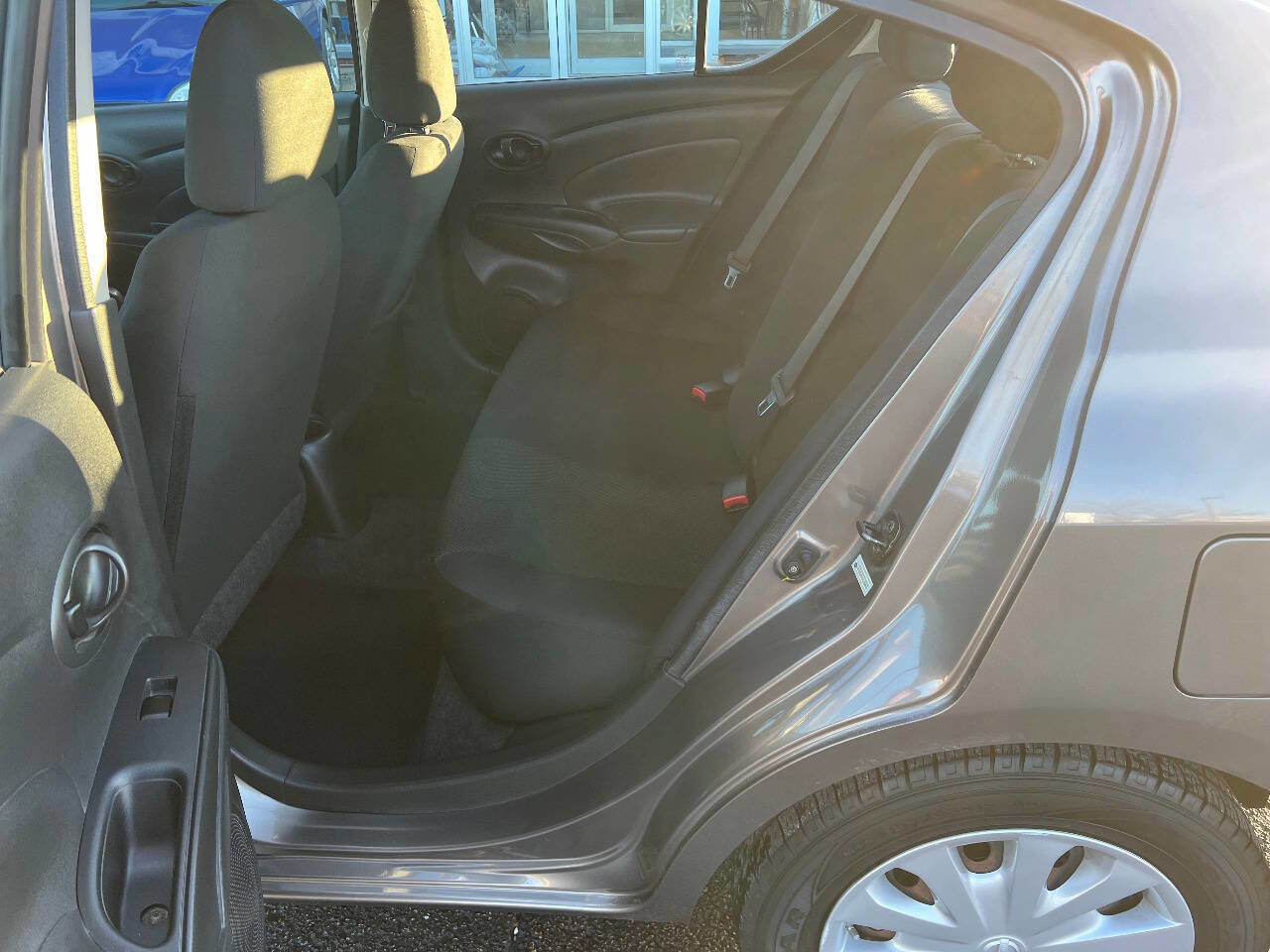 Used 2012 Nissan Versa SV image 20