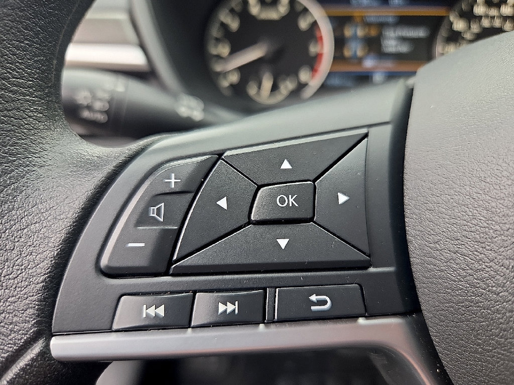 Used 2025 Nissan Altima 2.5 SV w/ SV Special Edition Package FWD image 21