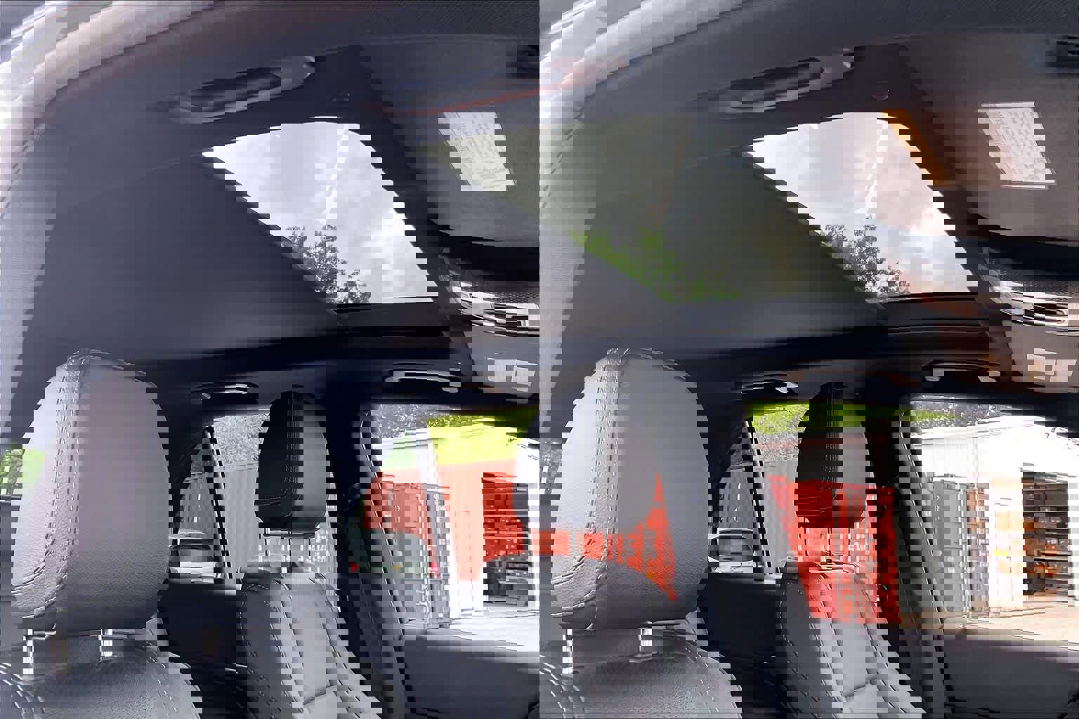 Used 2024 Mercedes-Benz GLE 350 4MATIC image 14