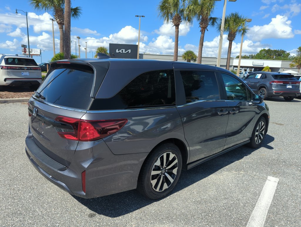 Used 2025 Honda Odyssey EX-L image 6
